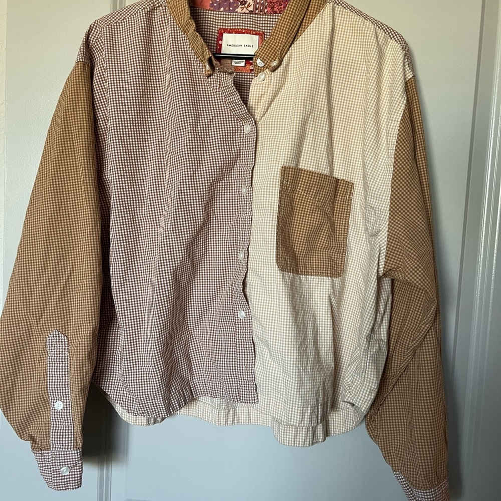 American Eagle XL Cropped Button-Up Shirt